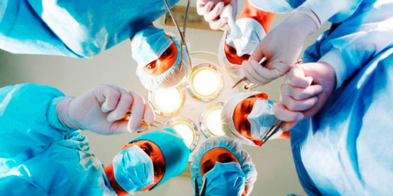 Cirurgia de pterígio com retalho ou transplante